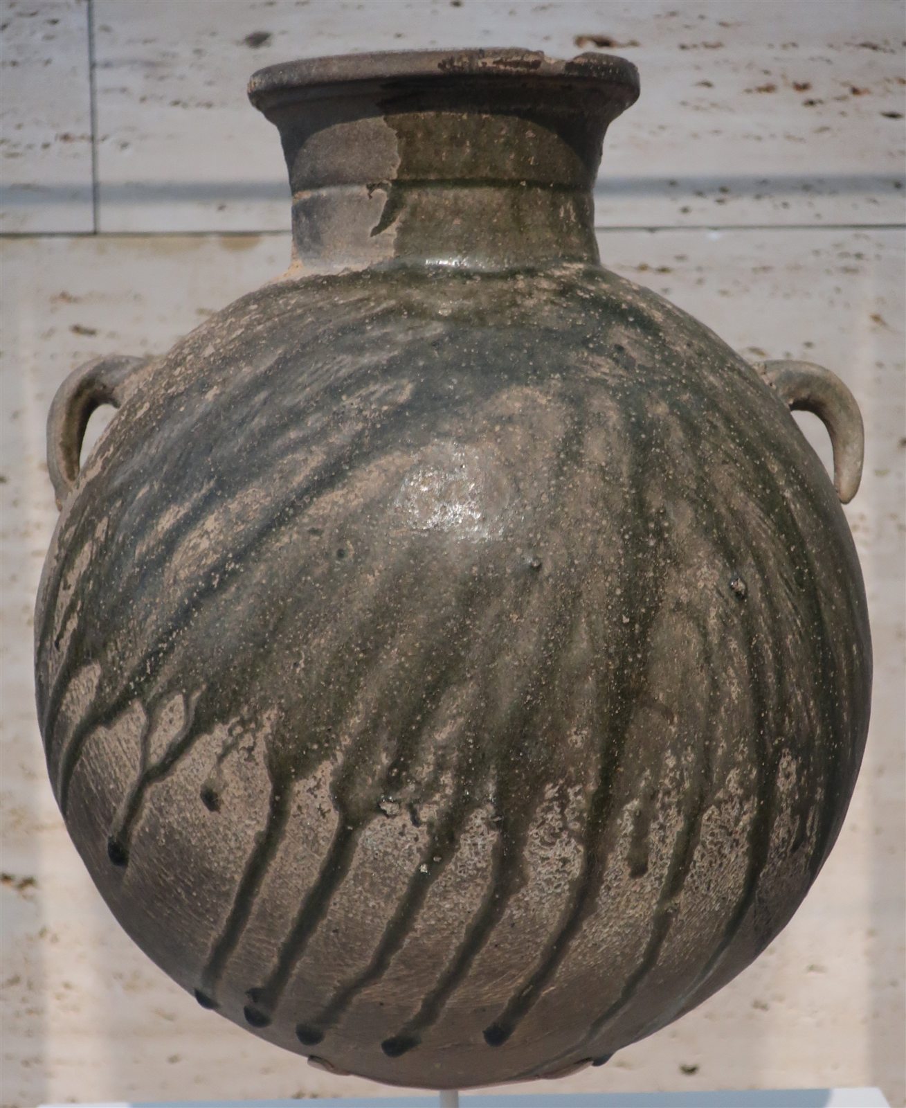 Blue-gray seventh-century Sue ware flask from Japan
