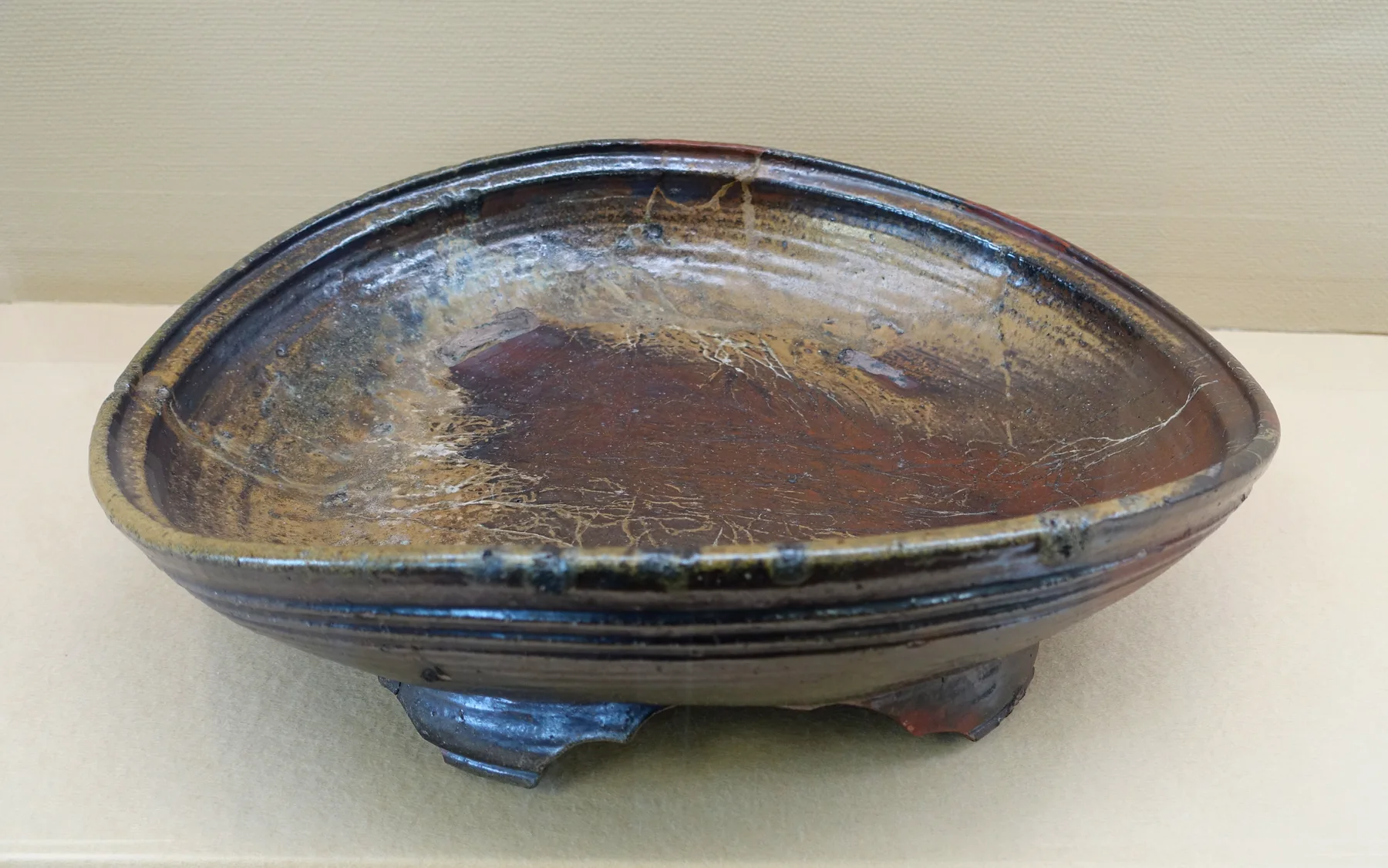 Bizen ware dish from the Momoyama period